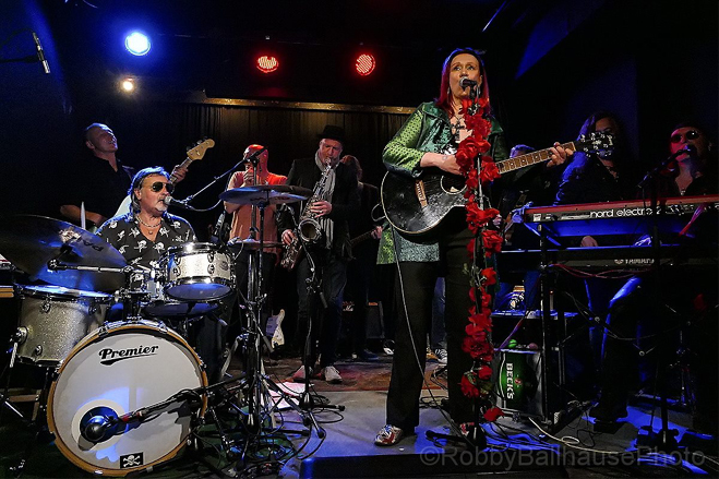 It's M.E. & Band & Friends im Lux